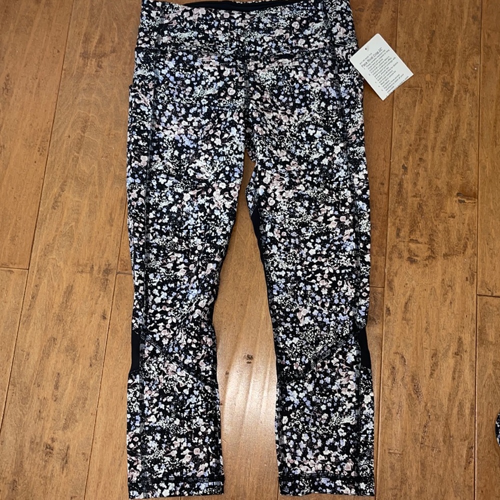 Lululemon pace rival crop